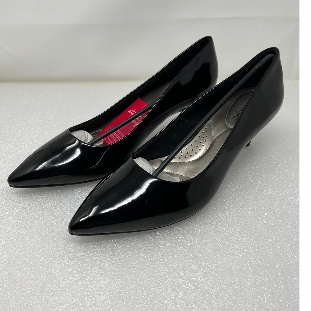 Dexflex Comfort Womens 11 Black Patent Shoes 2.5" heels pumps Comfort